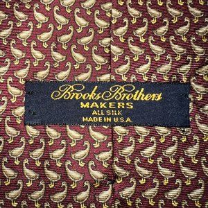 Beautiful Brooks Brothers silk men's neck tie
